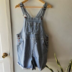 Universal Thread• Railroad Stripe Overall Shorts• Size 14